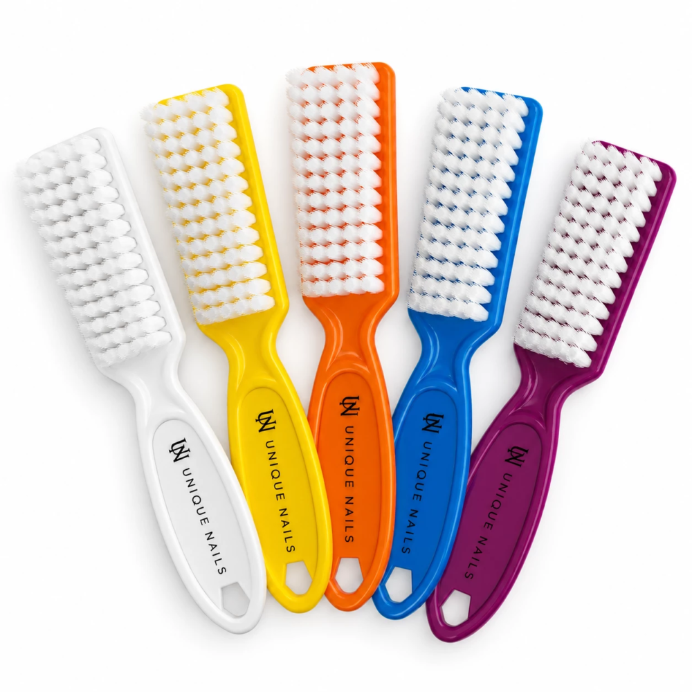 UN_Brosse_ongles_categorie_Blanc